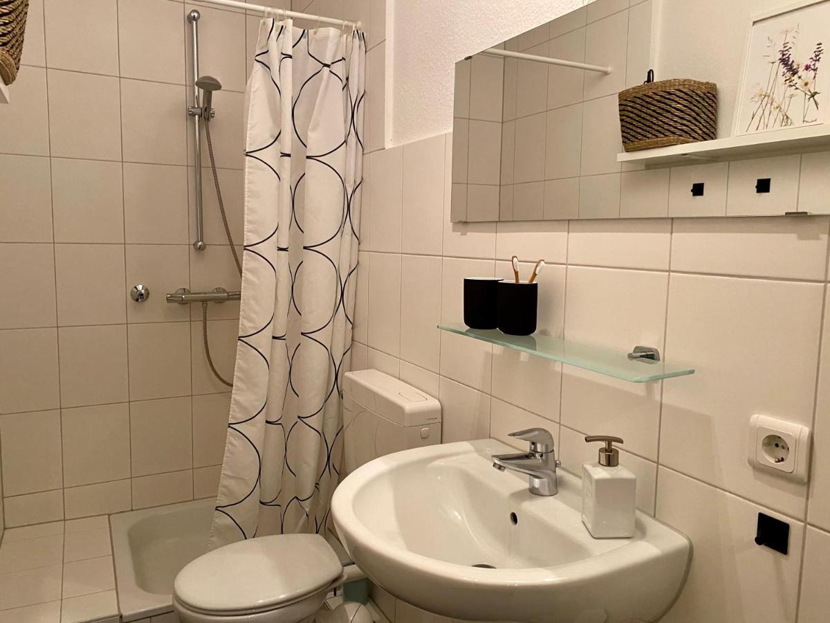 Zentrumsnahe Schoene Altbauwohnung Bis 4 Personen Flensburg Exterior foto